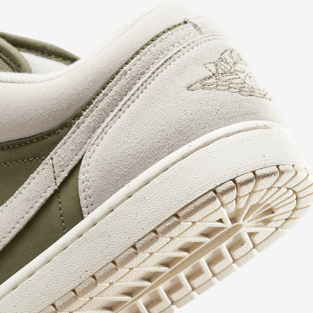 Air Jordan 1 Low SE - Image 9