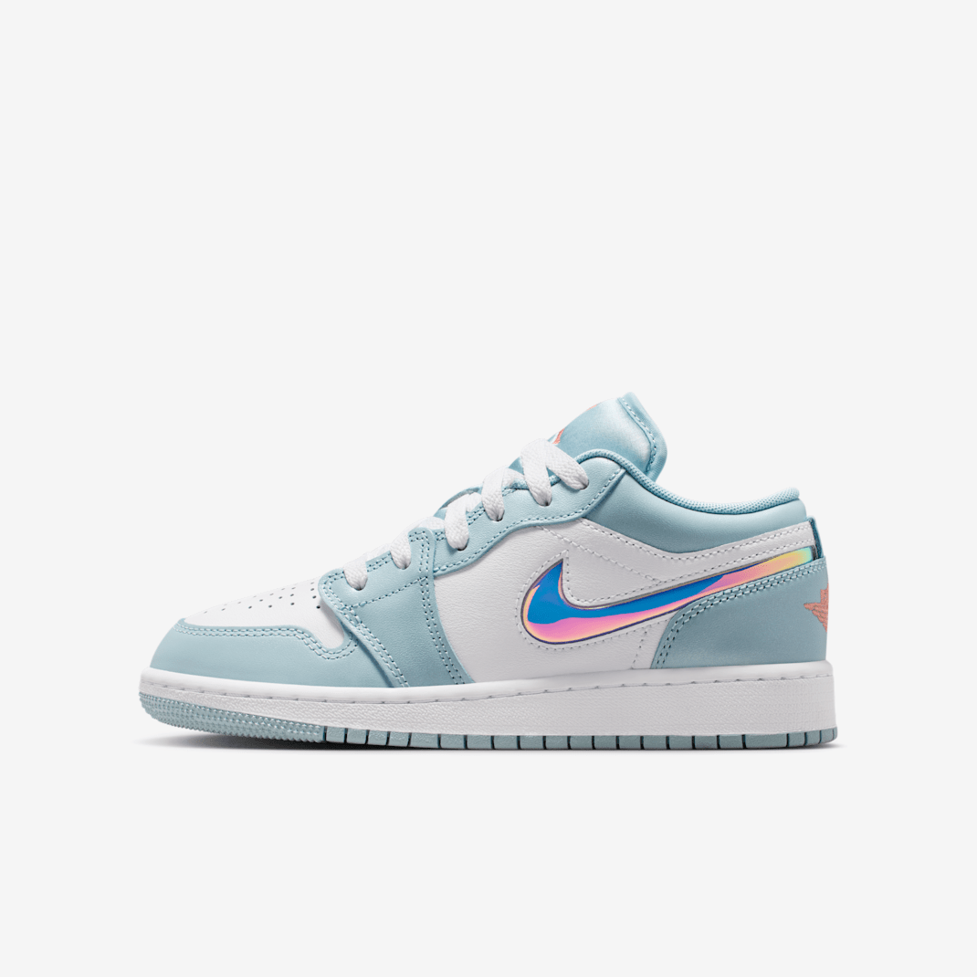 Air Jordan 1 Low SE Big Kids' Shoes - Ocean Bliss/White/Atomic Pink