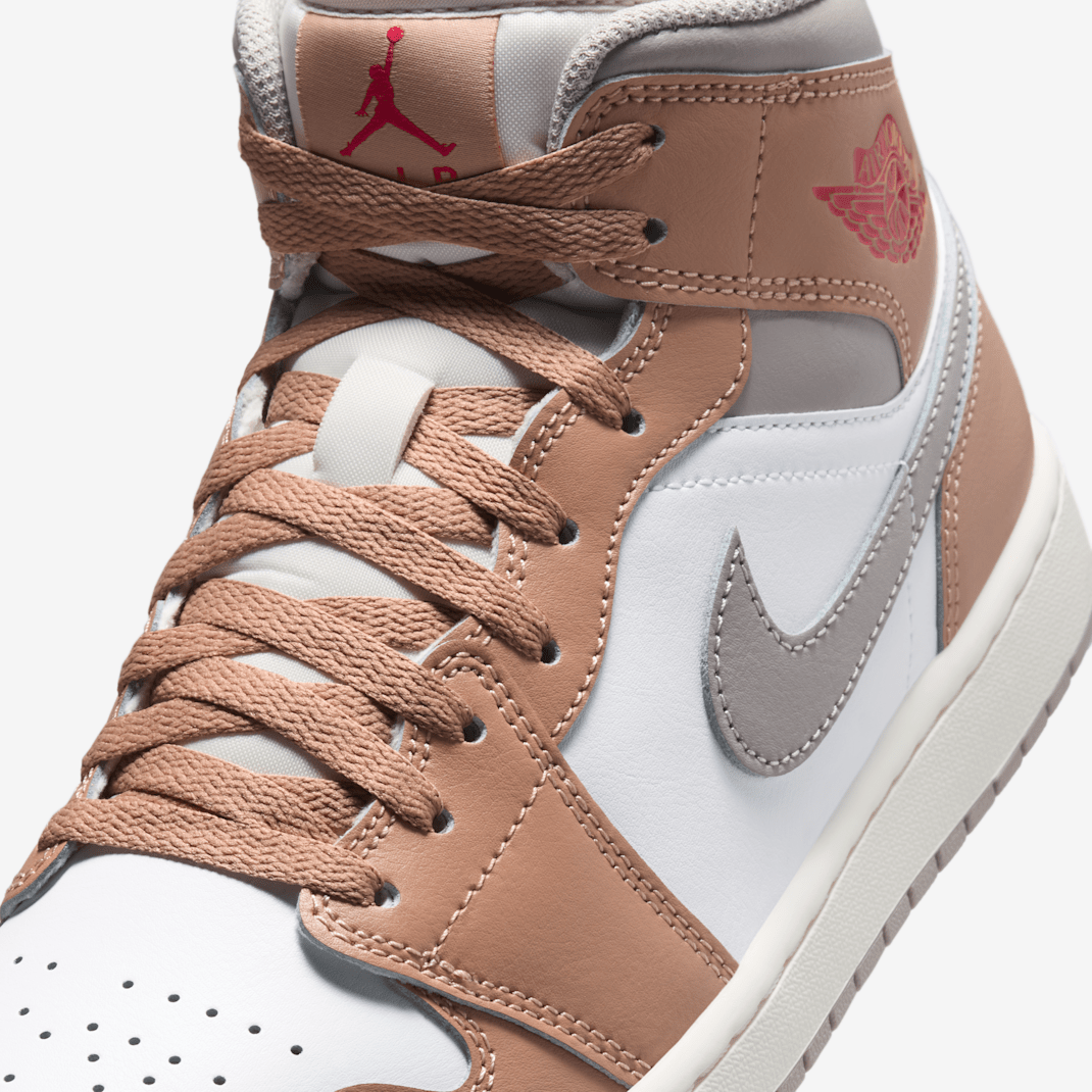 Air Jordan 1 Mid - Image 35