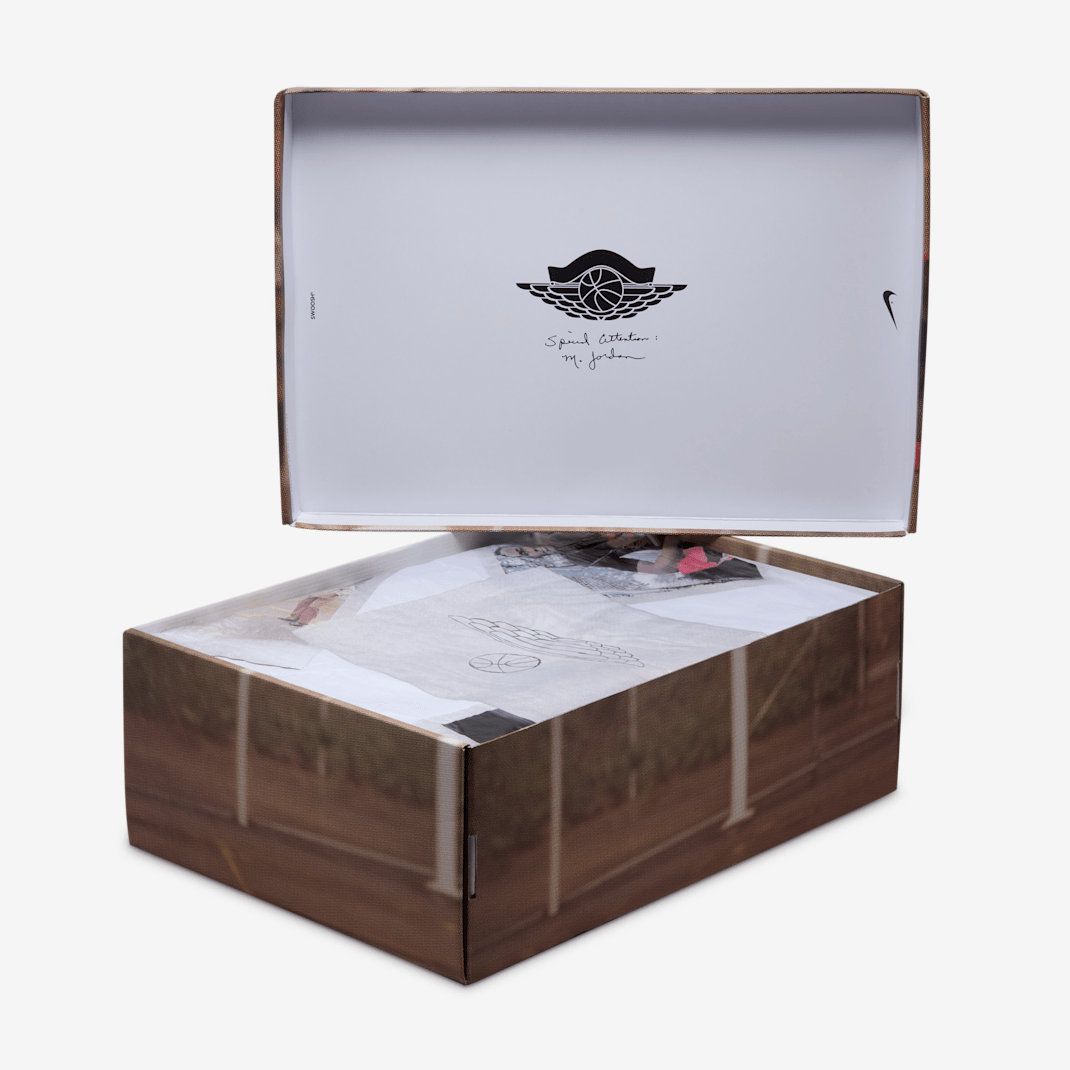 Air Jordan 1 Retro High OG "Black and Muslin" - Image 22