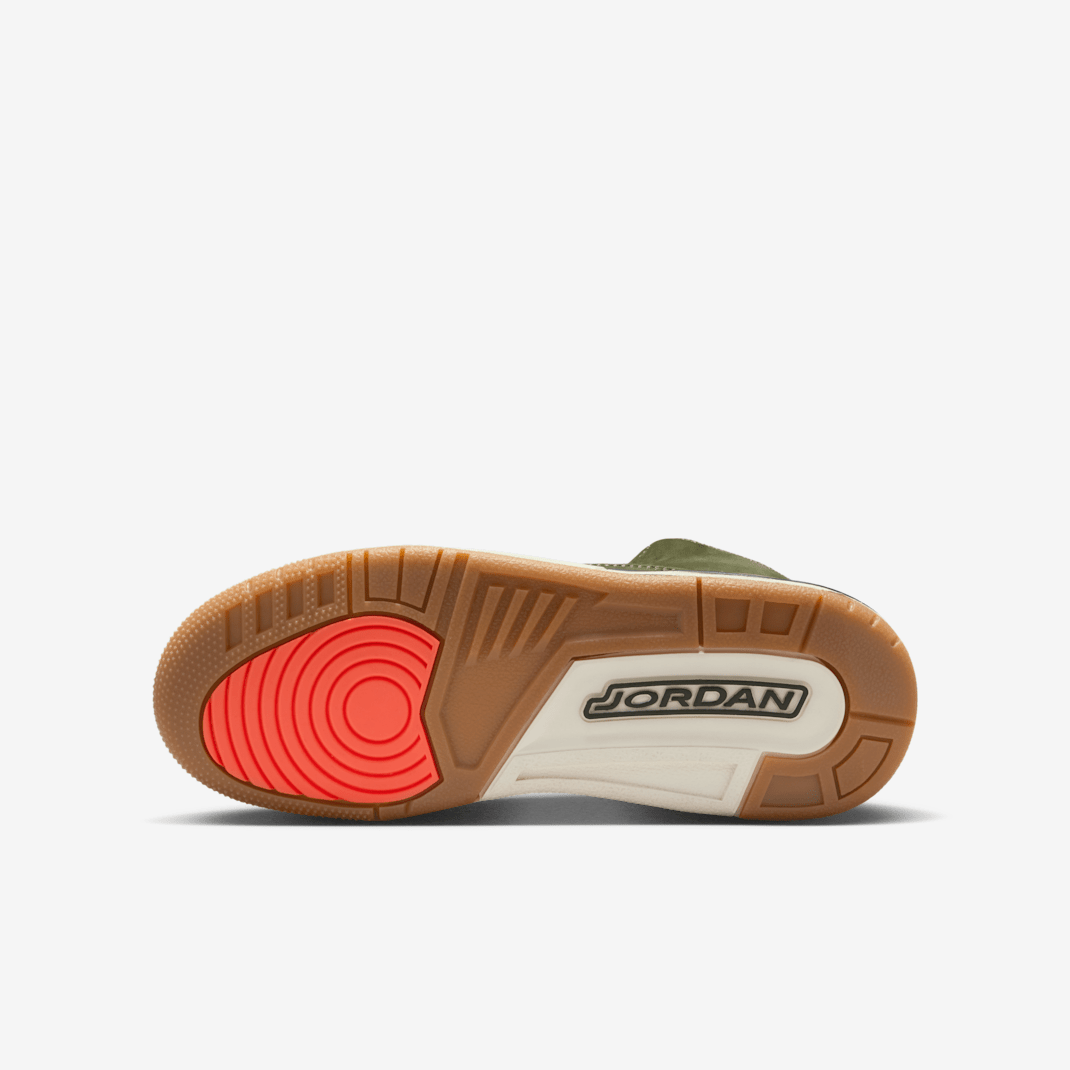 Air Jordan 3 Retro "Medium Olive" - Image 2