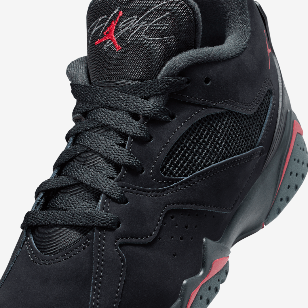 Air Jordan MVP 92 - Image 48