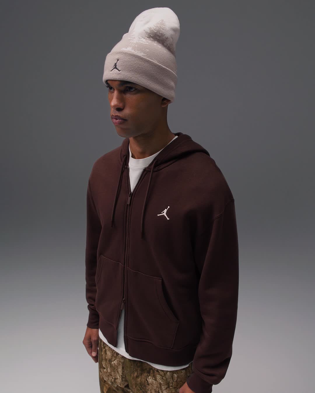 Jordan Trunner O/S - Image 42