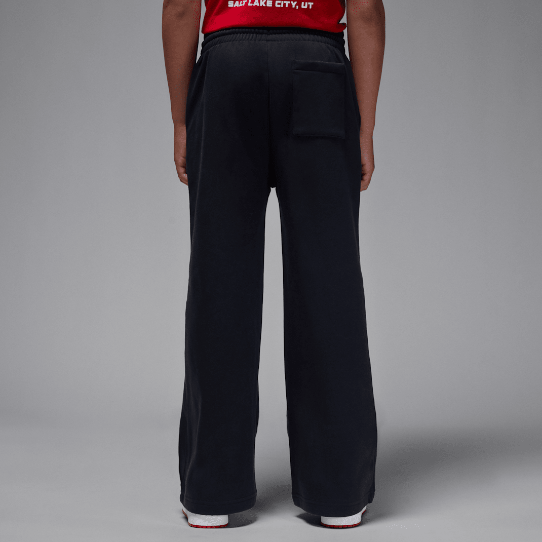 Jordan Brooklyn Essentials - Image 2