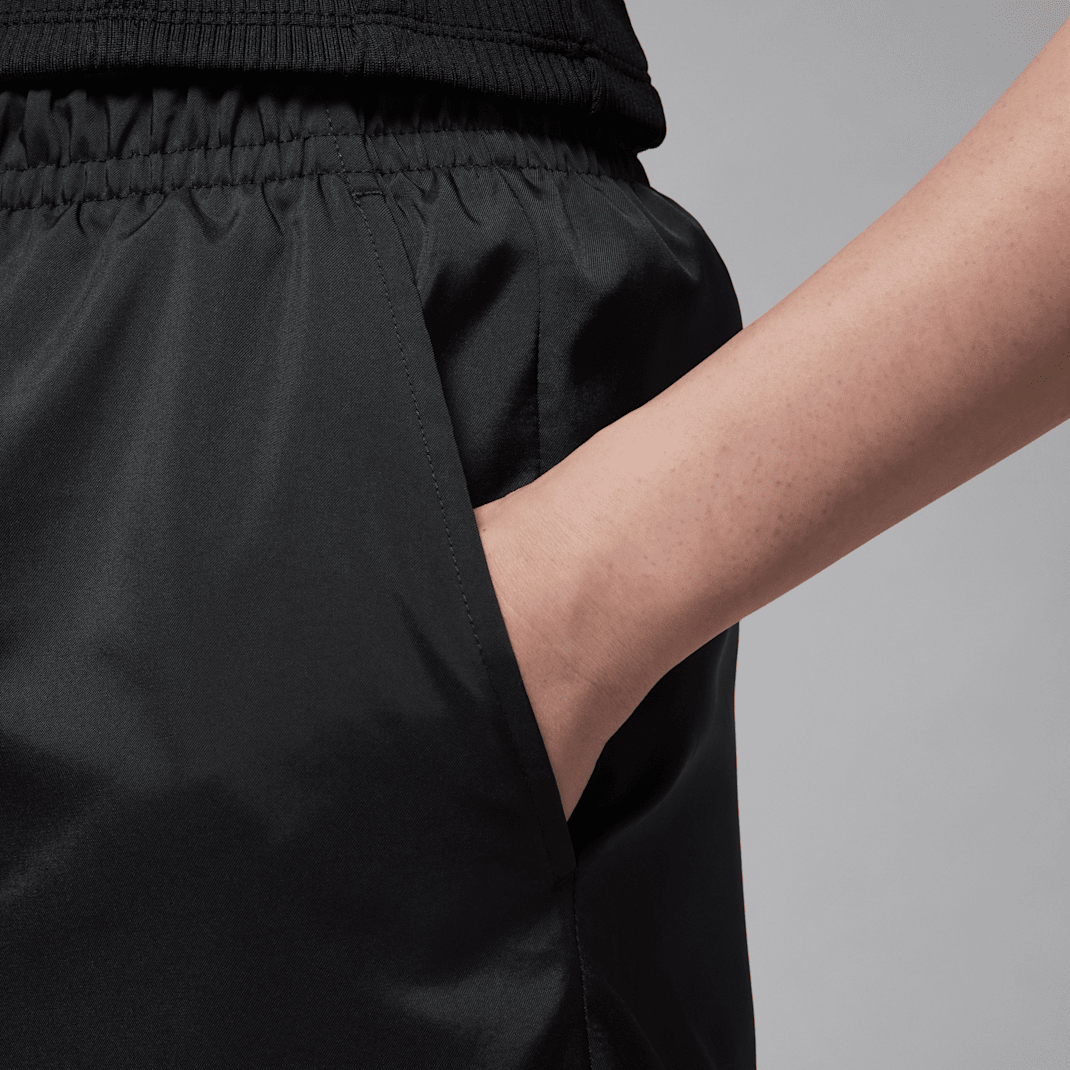 Jordan Poolside - Image 6