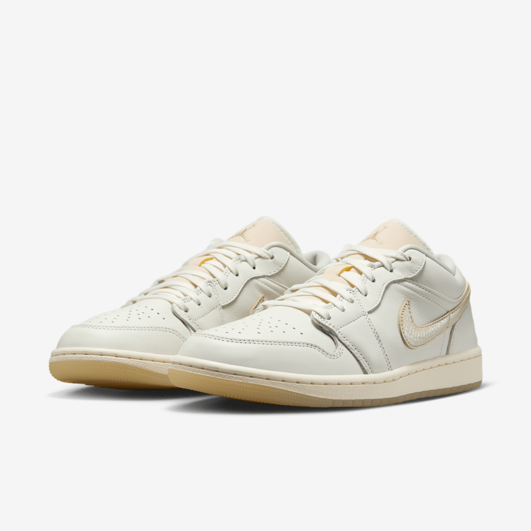 Air Jordan 1 Low SE - Image 46