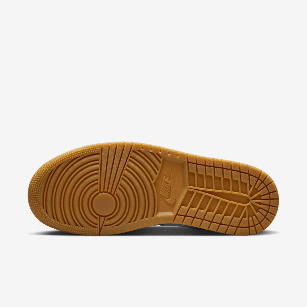Air Jordan 1 Low SE - Image 3