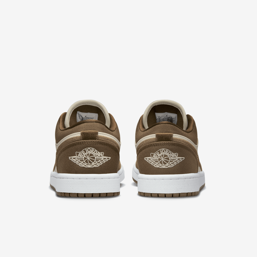 Air Jordan 1 Low SE - Image 18