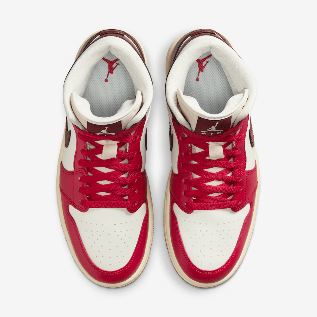 Air Jordan 1 Mid - Image 27