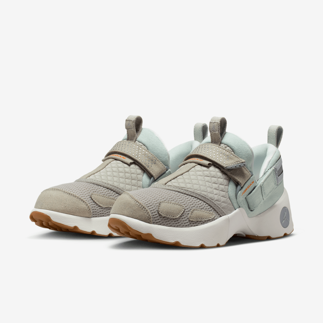 Jordan Trunner LX - Image 62